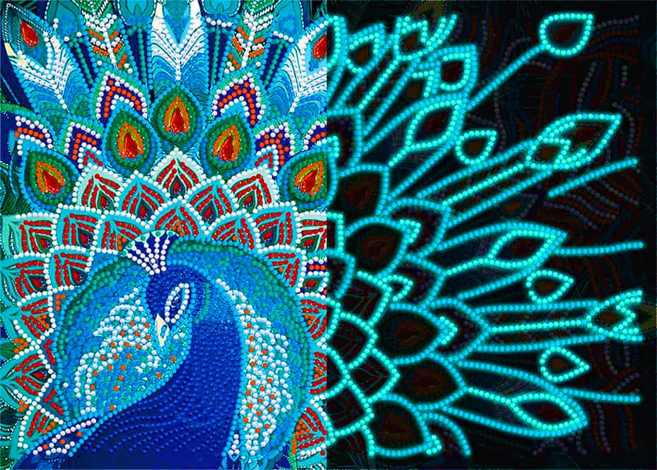Diamond Painting Nachtleuchtend - Pfau in Blau - gedruckt in Ultra-HD - horizontal, Nachtleuchtend, Pfau, Tiere